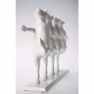 图片 Dancing Cows Figurine